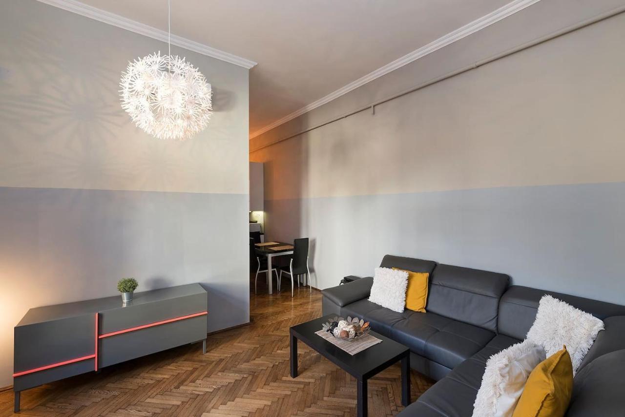 Vaci Street Premier Apartment Budapest Luaran gambar